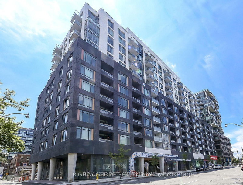 home for lease on 218-525 Adelaide Street W