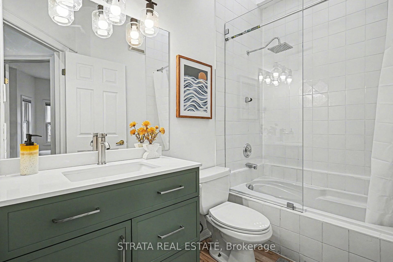 Detached House for sale at 423 Manor Road, Toronto, Ontario, M4S 1T1 - Mount Pleasant East - MLS: C12957140