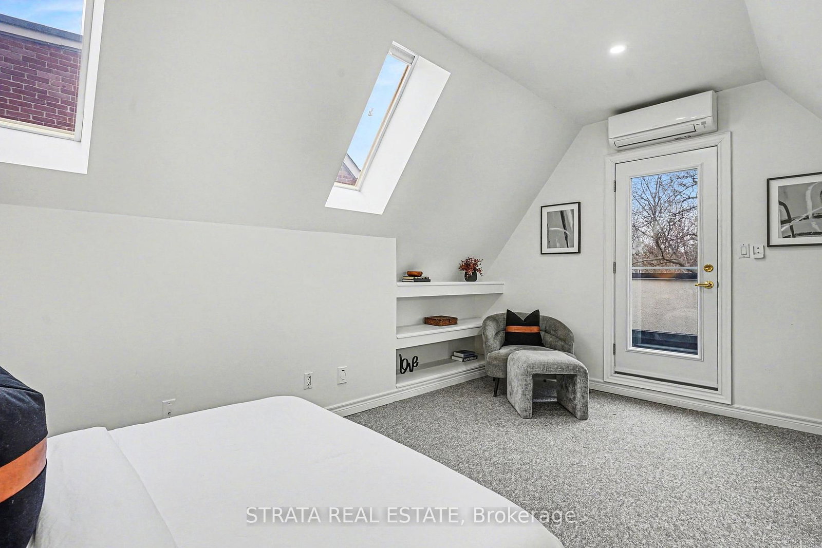 Detached House for sale at 423 Manor Road, Toronto, Ontario, M4S 1T1 - Mount Pleasant East - MLS: C12957140