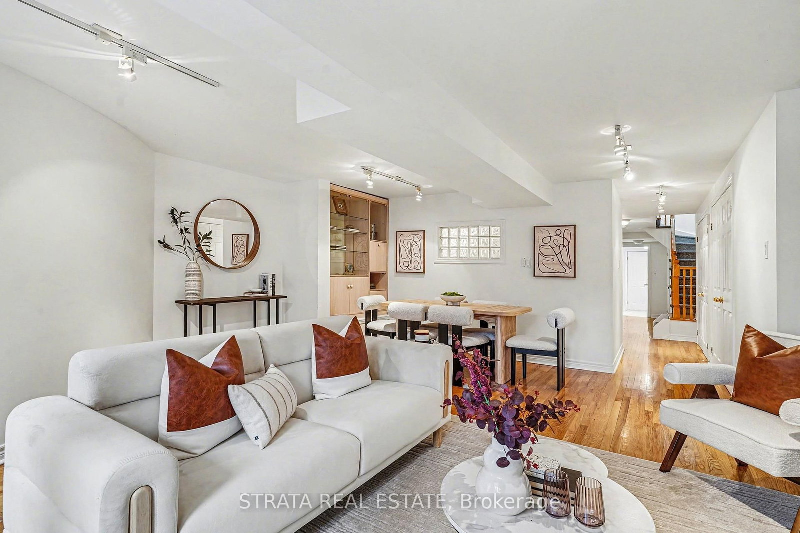 Detached House for sale at 423 Manor Road, Toronto, Ontario, M4S 1T1 - Mount Pleasant East - MLS: C12957140