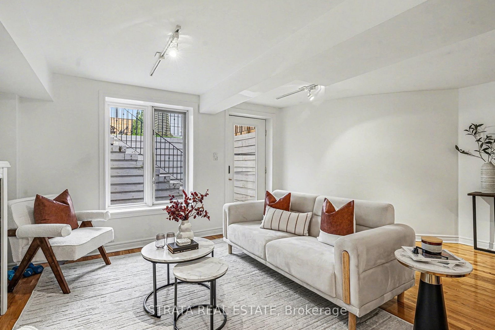 Detached House for sale at 423 Manor Road, Toronto, Ontario, M4S 1T1 - Mount Pleasant East - MLS: C12957140