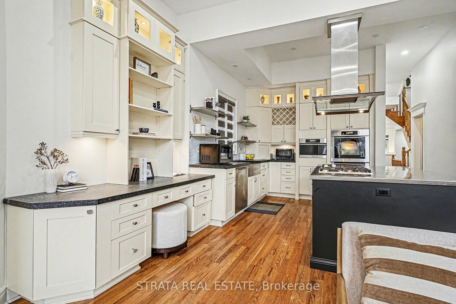 Detached House for sale at 423 Manor Road, Toronto, Ontario, M4S 1T1 - Mount Pleasant East - MLS: C12957140