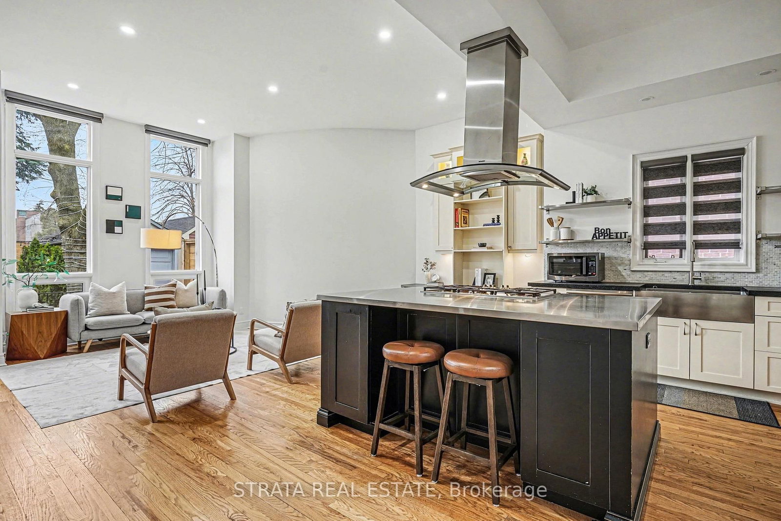 Detached House for sale at 423 Manor Road, Toronto, Ontario, M4S 1T1 - Mount Pleasant East - MLS: C12957140