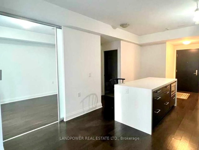 611 - 1080 Bay Street
