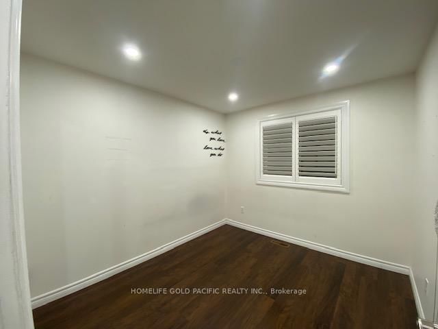 12 Capella Starway Dr, Toronto, M2J 1N4 | Image 2