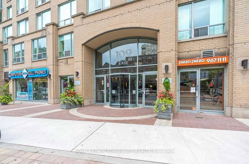 home for lease on 314-109 Front Street E