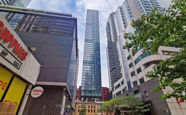 303 - 327 King Street W