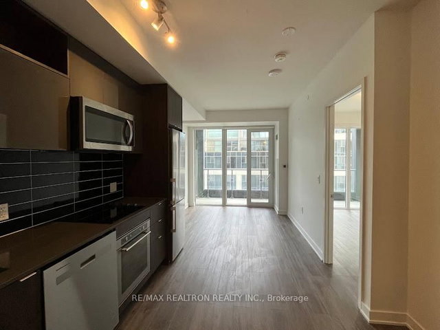 618 SE - 60 Princess Street