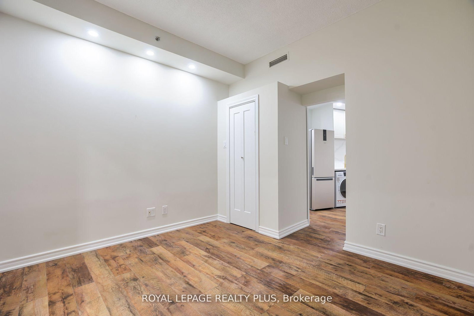 1 King Street W, Unit 1706 - Photo 11