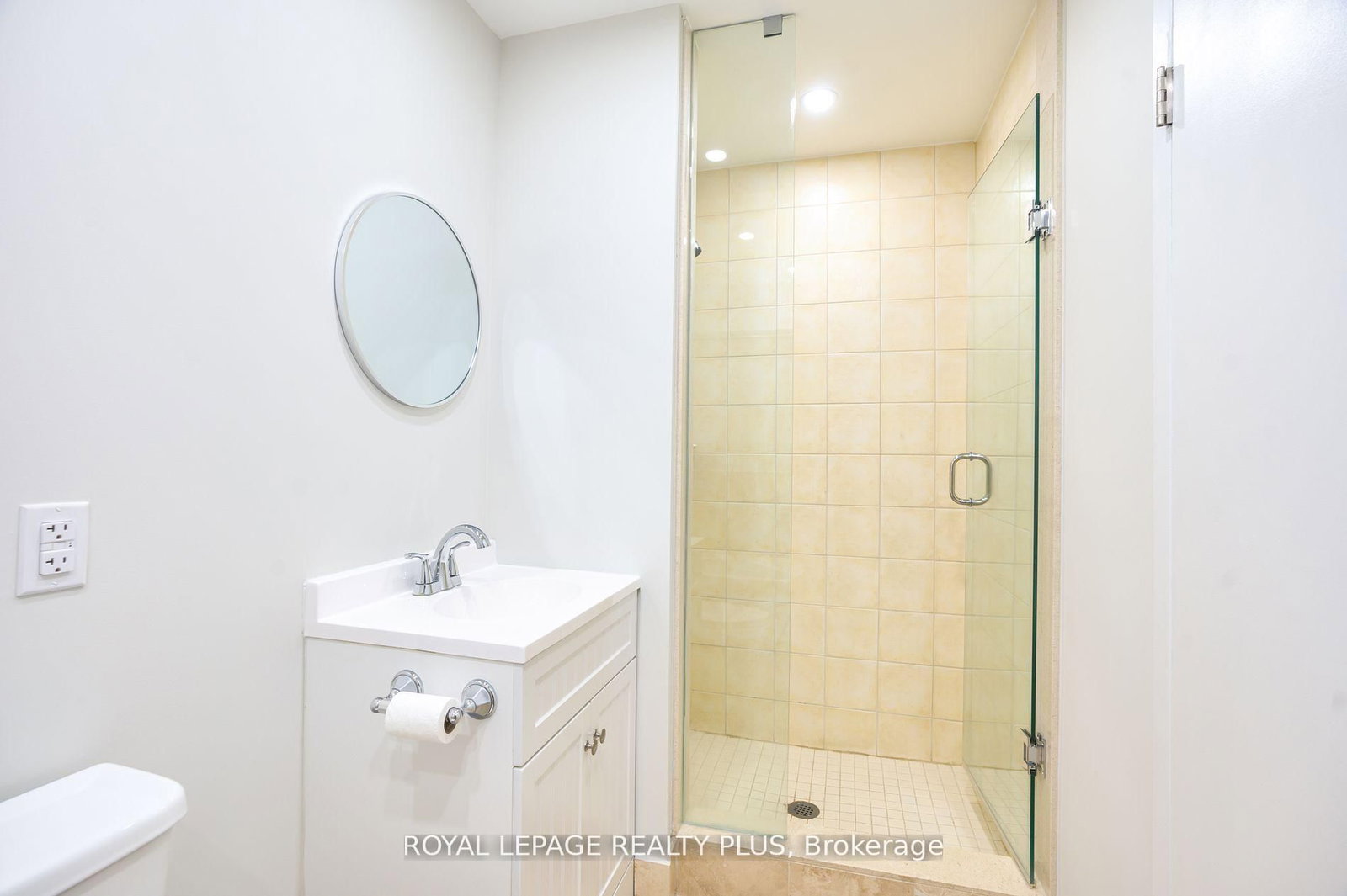 1 King Street W, Unit 1706 - Photo 15
