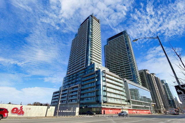 N421 - 7 Golden Lion Heights Street