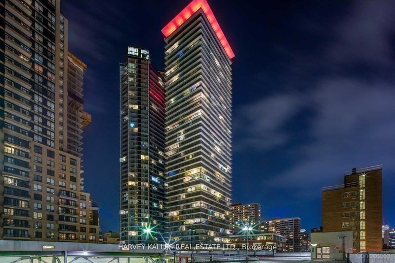 home for lease on Ph4502-33 Charles Street