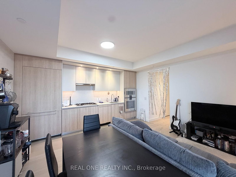 1501 - 81 Wellesley St E, Toronto, M4Y 0C5 | Image 2