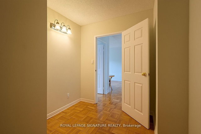 107 - 990 Avenue Road