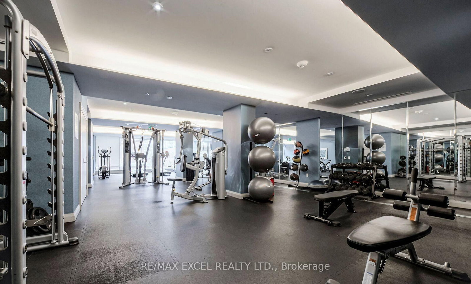 50 Wellesley Street, Unit 3705 - Photo 16