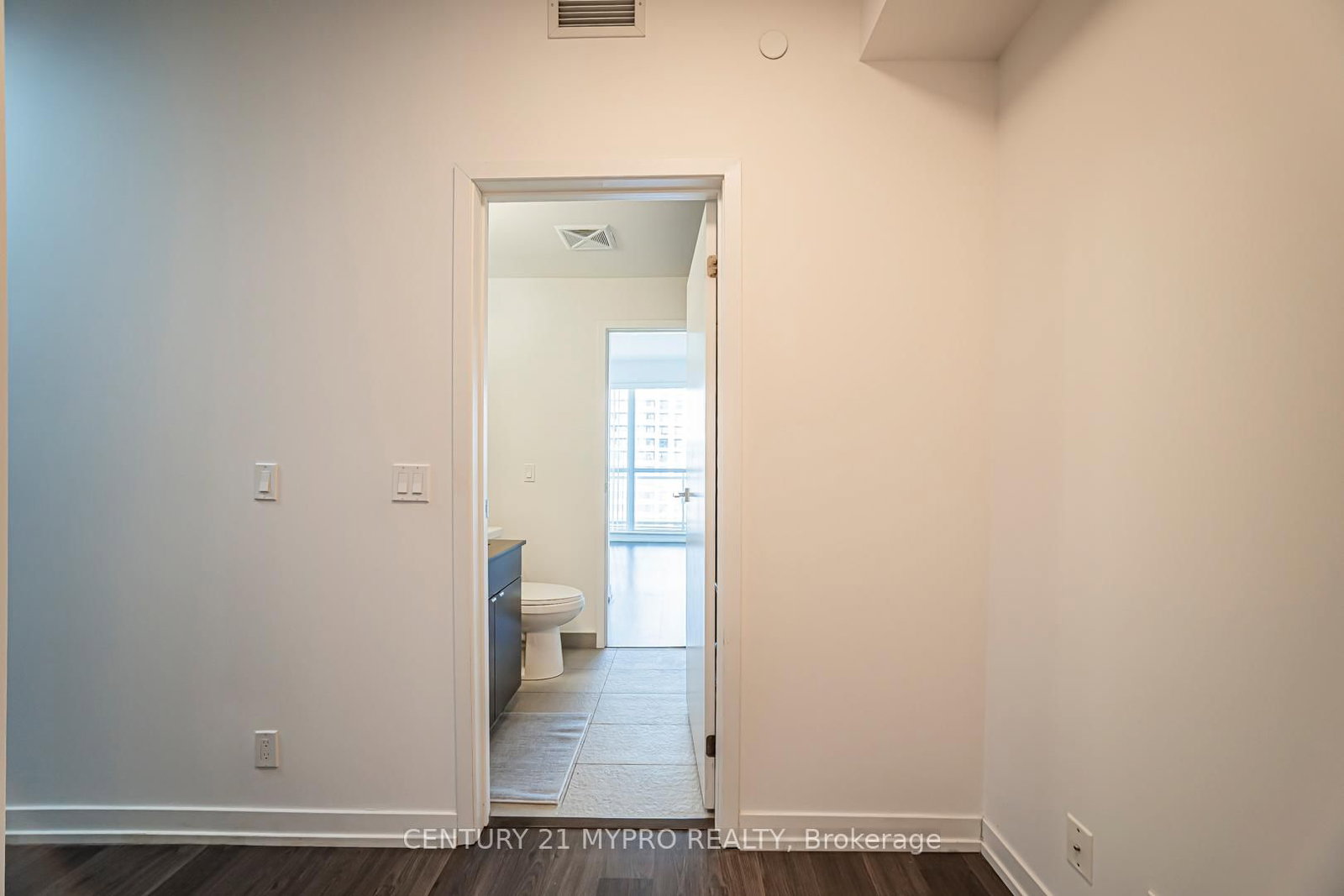 Condo for sale at 2803-89 Dunfield Avenue, Toronto, Ontario, M4S 0A4 - Mount Pleasant West - MLS: C12958492