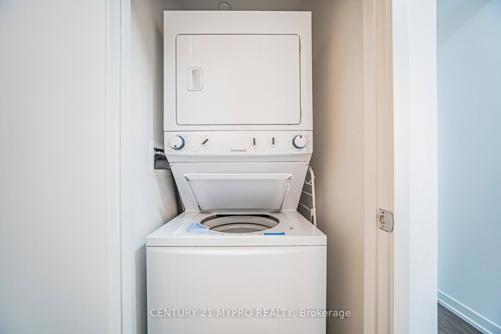 Condo for sale at 2803-89 Dunfield Avenue, Toronto, Ontario, M4S 0A4 - Mount Pleasant West - MLS: C12958492