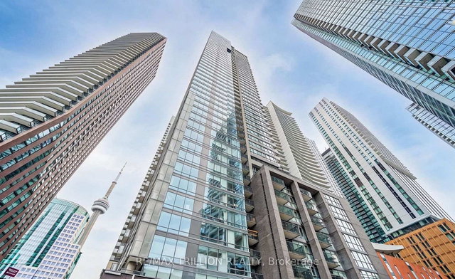 214 - 295 Adelaide Street W