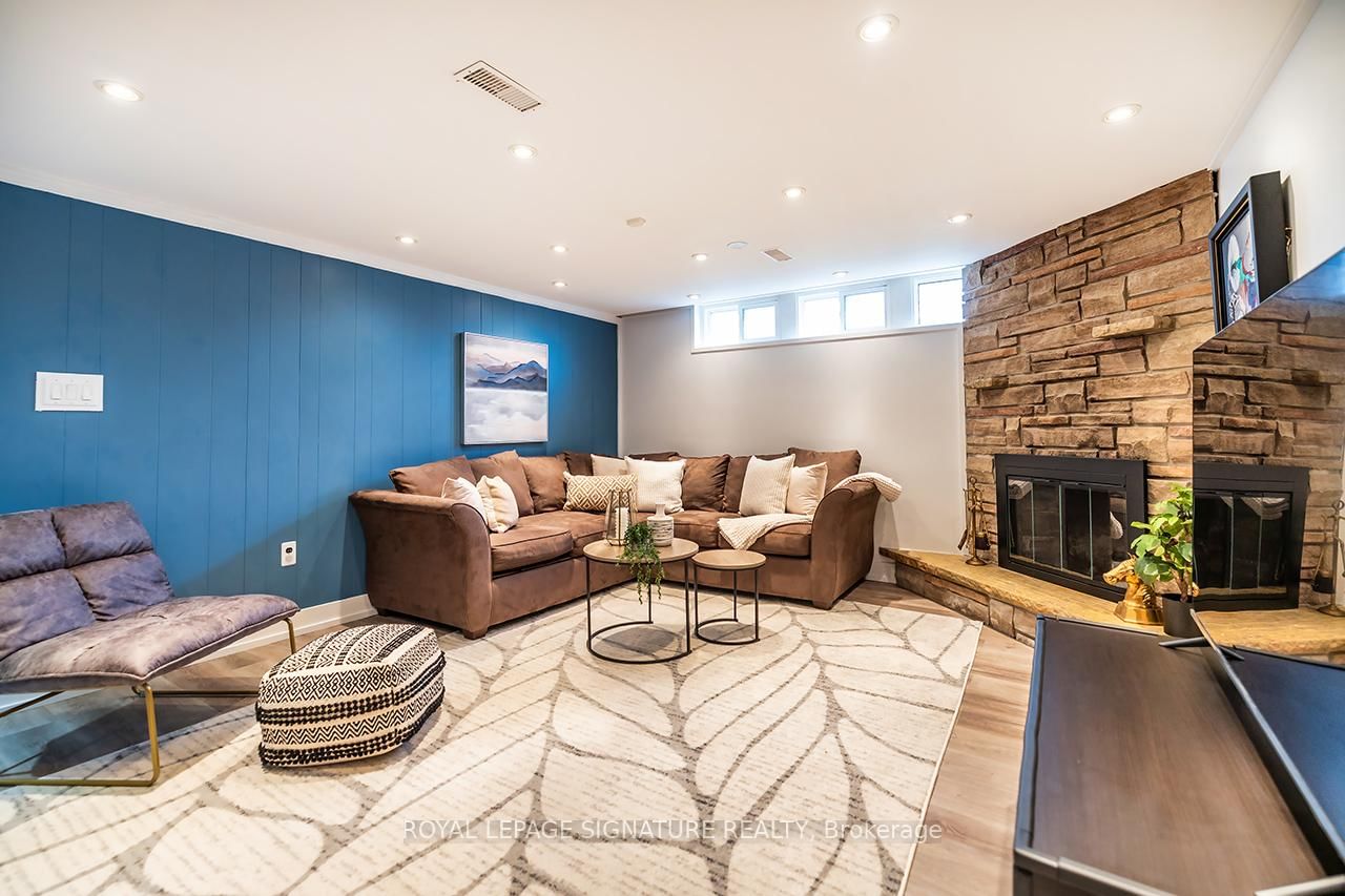 Detached House for sale at 40 Cobham Crescent, Toronto, Ontario, M4A 1V6 - Victoria Village - MLS: C12959276