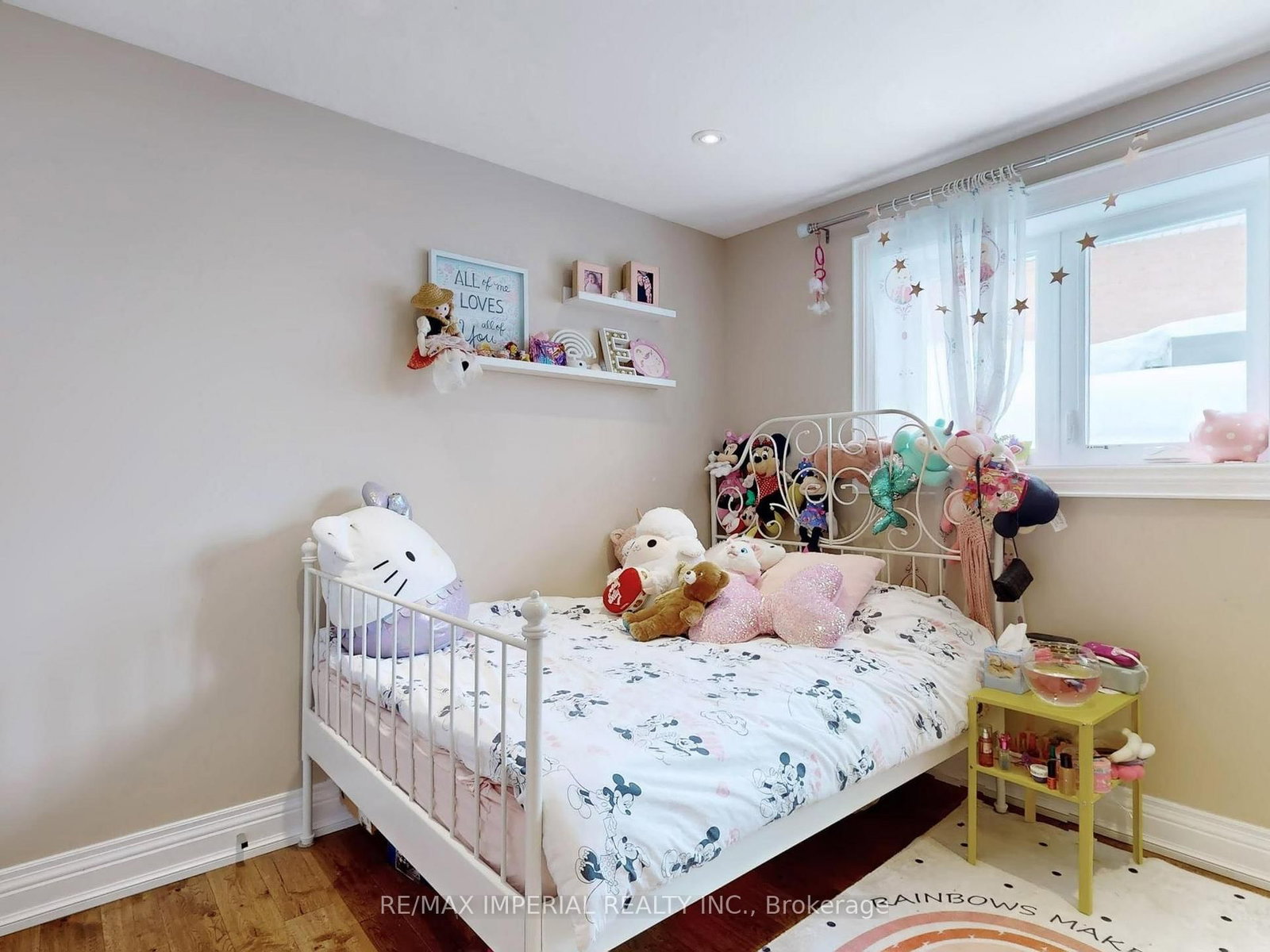 Detached House for sale at 35 Waddington Crescent, Toronto, Ontario, M2J 2Z9 - Don Valley Village - MLS: C12959430