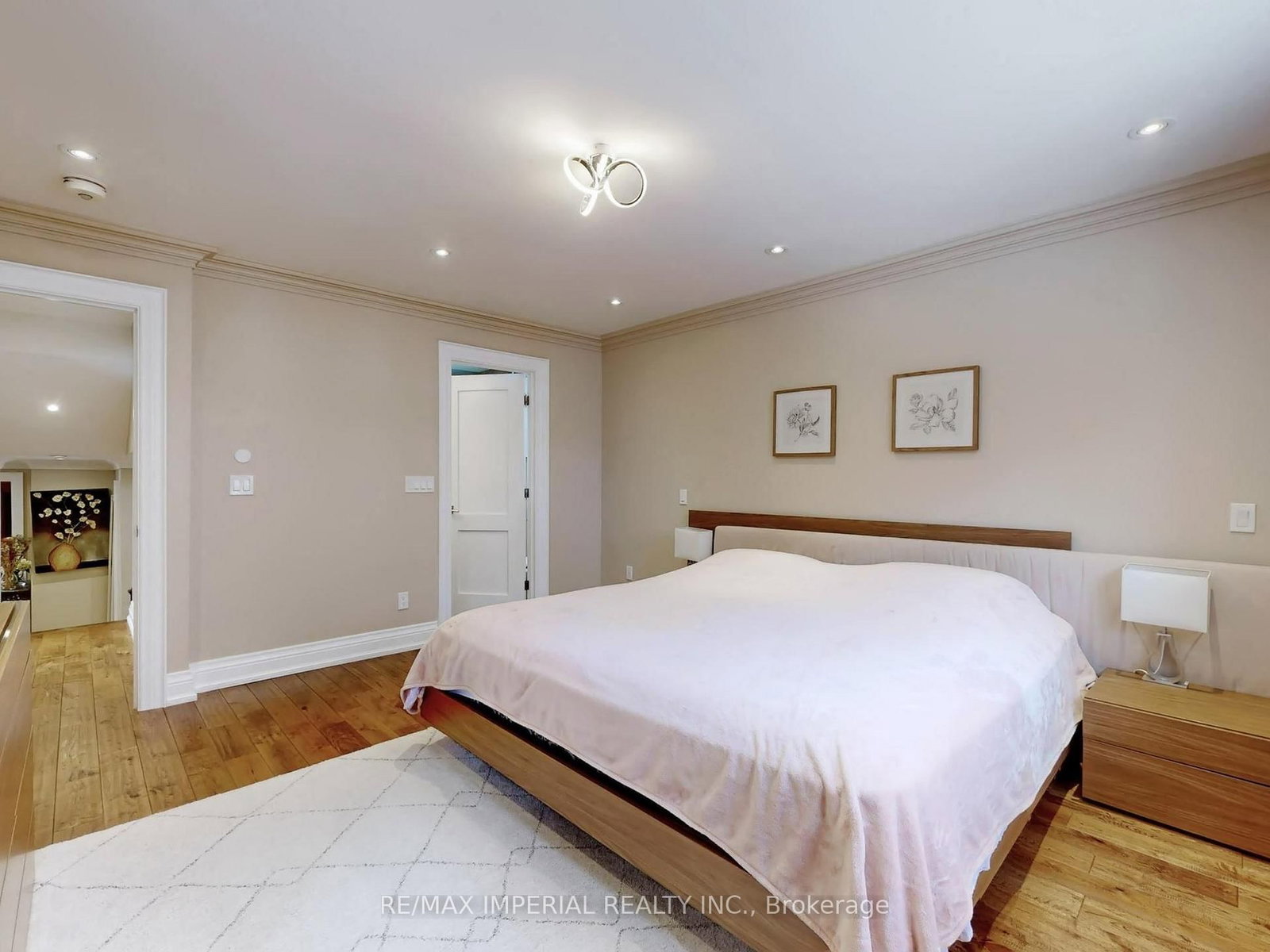 Detached House for sale at 35 Waddington Crescent, Toronto, Ontario, M2J 2Z9 - Don Valley Village - MLS: C12959430