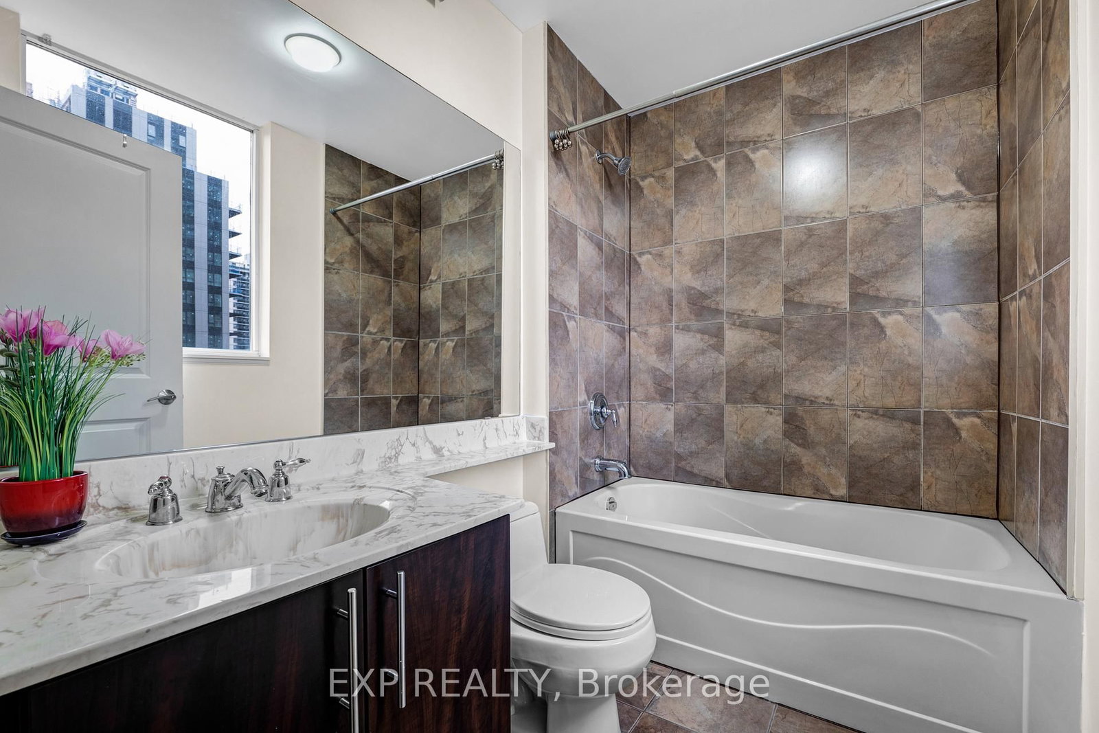Condo for sale at 1102-88 Broadway Avenue, Toronto, Ontario, M4P 1T4 - Mount Pleasant West - MLS: C12959512
