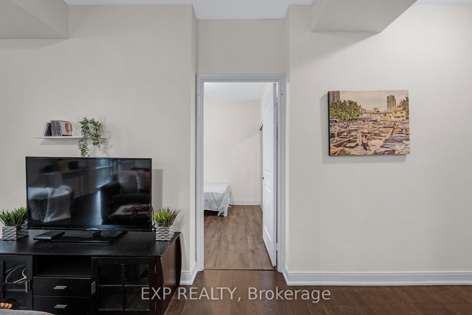 Condo for sale at 1102-88 Broadway Avenue, Toronto, Ontario, M4P 1T4 - Mount Pleasant West - MLS: C12959512