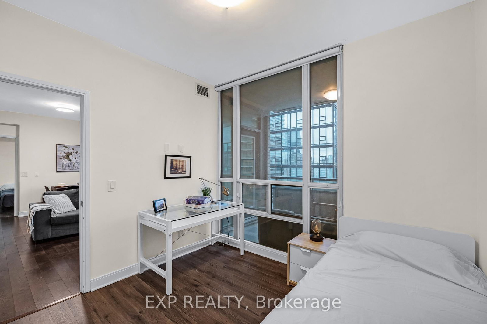 Condo for sale at 1102-88 Broadway Avenue, Toronto, Ontario, M4P 1T4 - Mount Pleasant West - MLS: C12959512