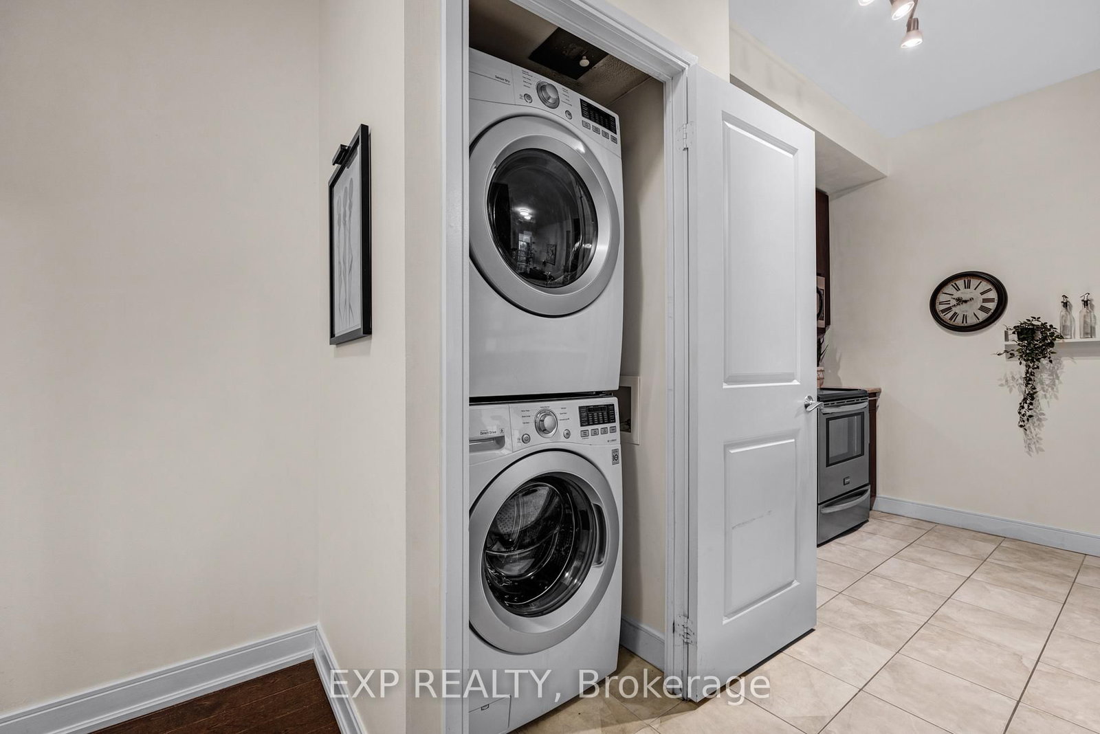 Condo for sale at 1102-88 Broadway Avenue, Toronto, Ontario, M4P 1T4 - Mount Pleasant West - MLS: C12959512