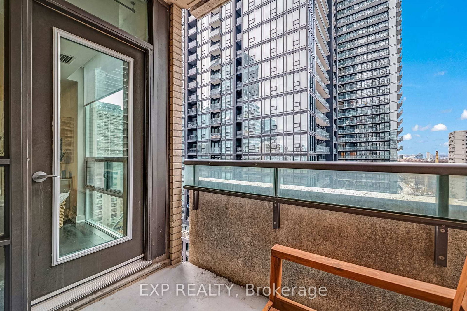 Condo for sale at 1102-88 Broadway Avenue, Toronto, Ontario, M4P 1T4 - Mount Pleasant West - MLS: C12959512
