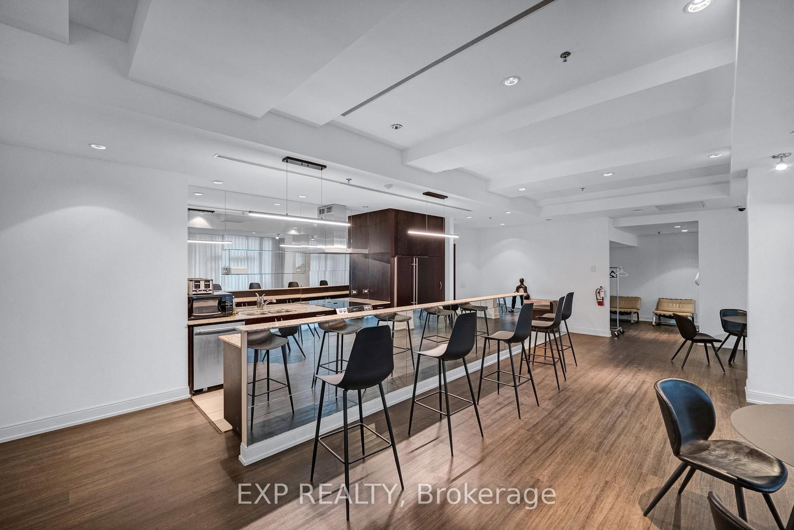 Condo for sale at 1102-88 Broadway Avenue, Toronto, Ontario, M4P 1T4 - Mount Pleasant West - MLS: C12959512