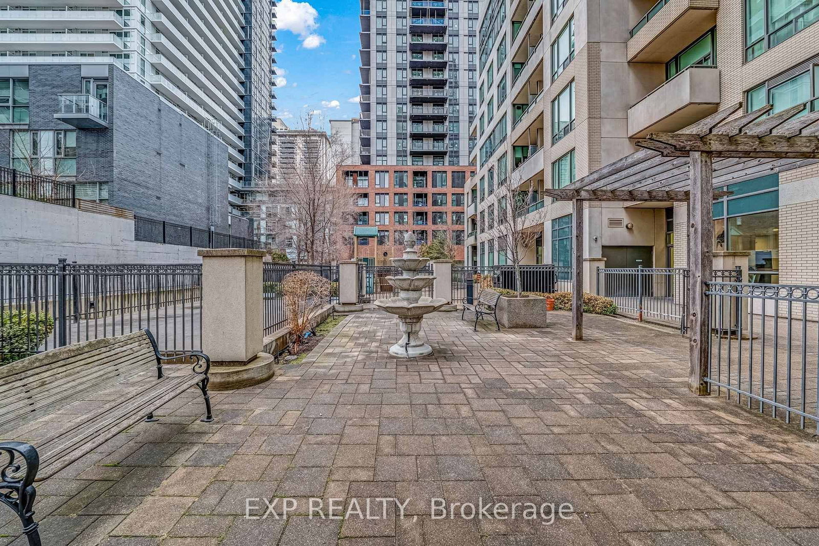 Condo for sale at 1102-88 Broadway Avenue, Toronto, Ontario, M4P 1T4 - Mount Pleasant West - MLS: C12959512