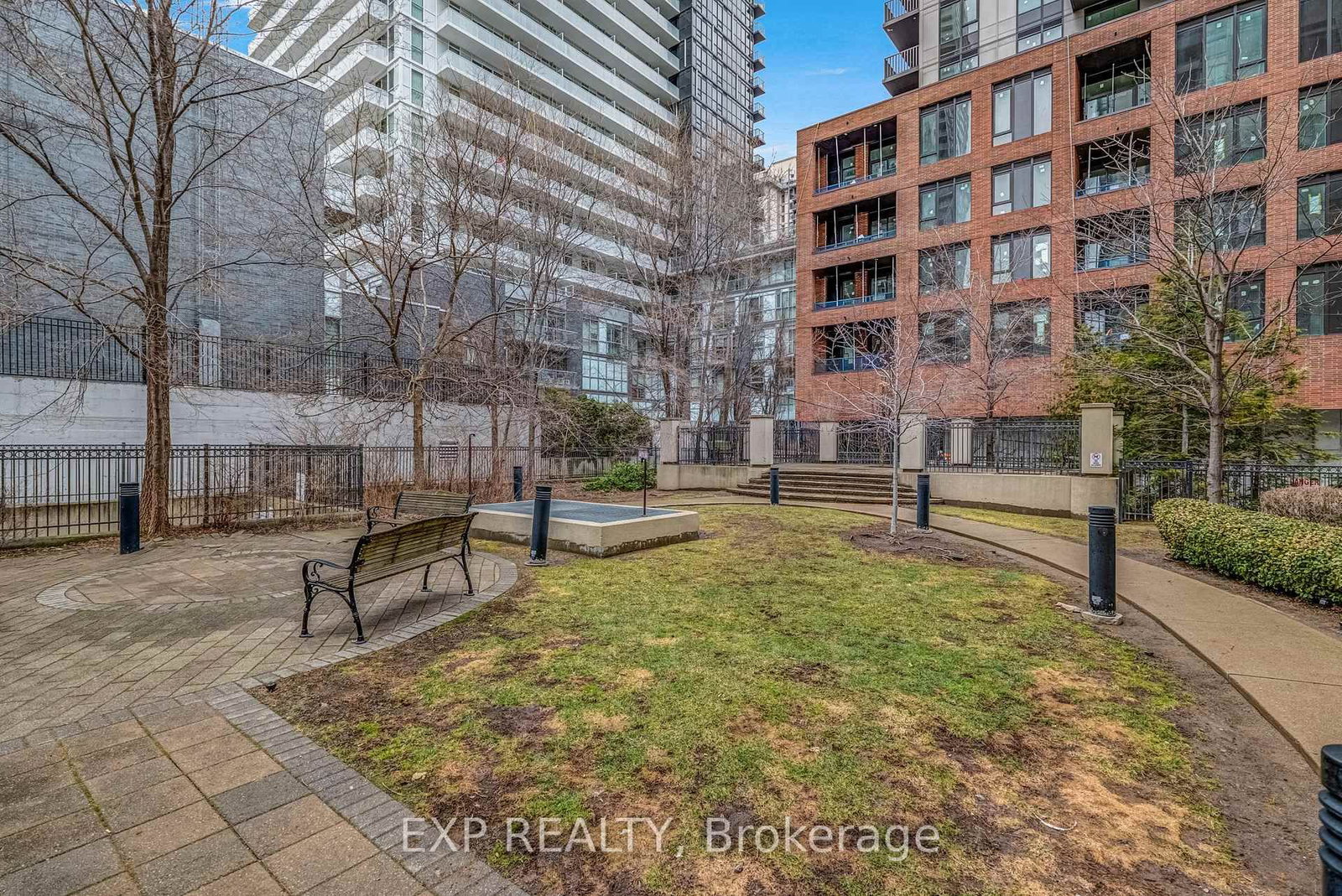 Condo for sale at 1102-88 Broadway Avenue, Toronto, Ontario, M4P 1T4 - Mount Pleasant West - MLS: C12959512