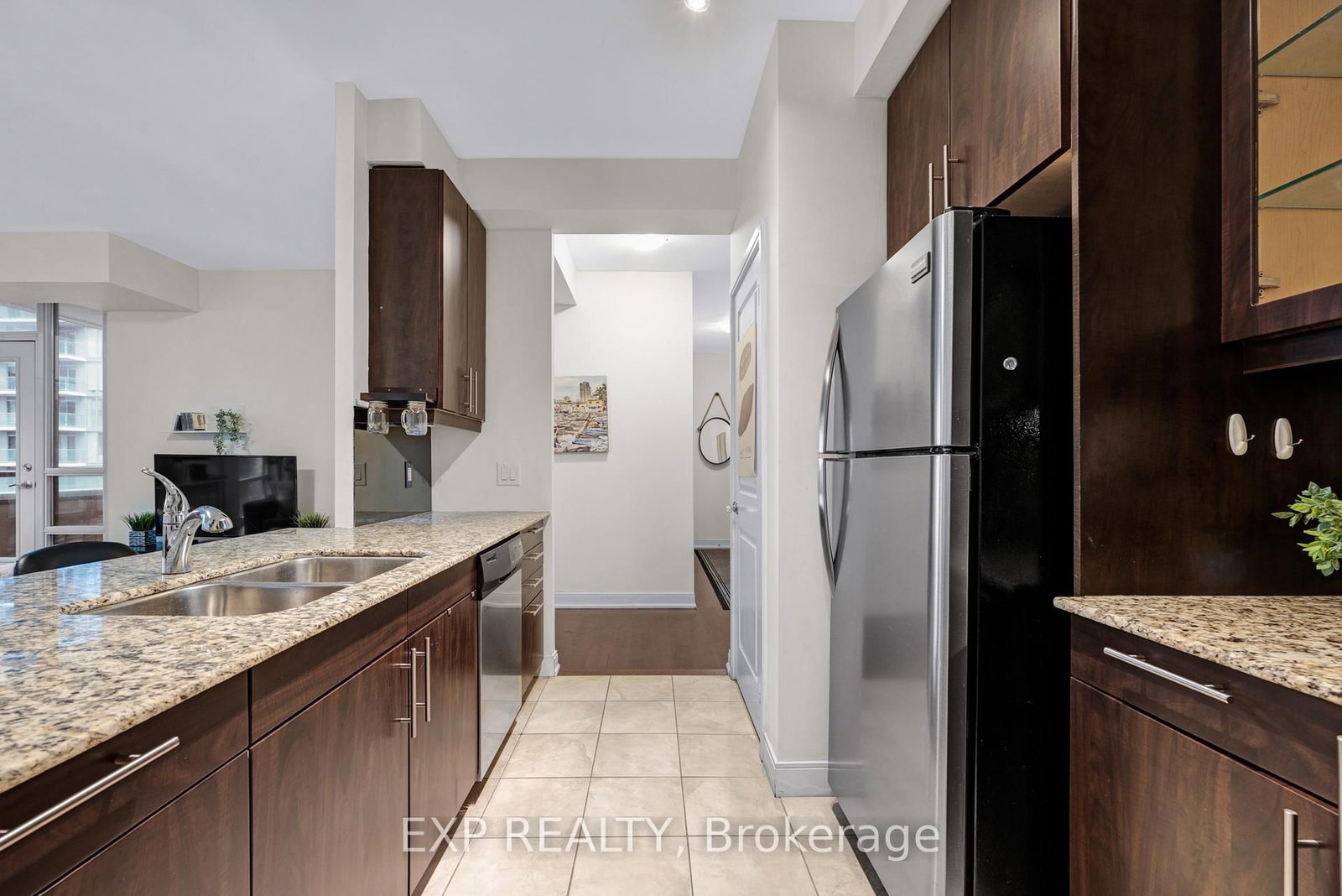 Condo for sale at 1102-88 Broadway Avenue, Toronto, Ontario, M4P 1T4 - Mount Pleasant West - MLS: C12959512