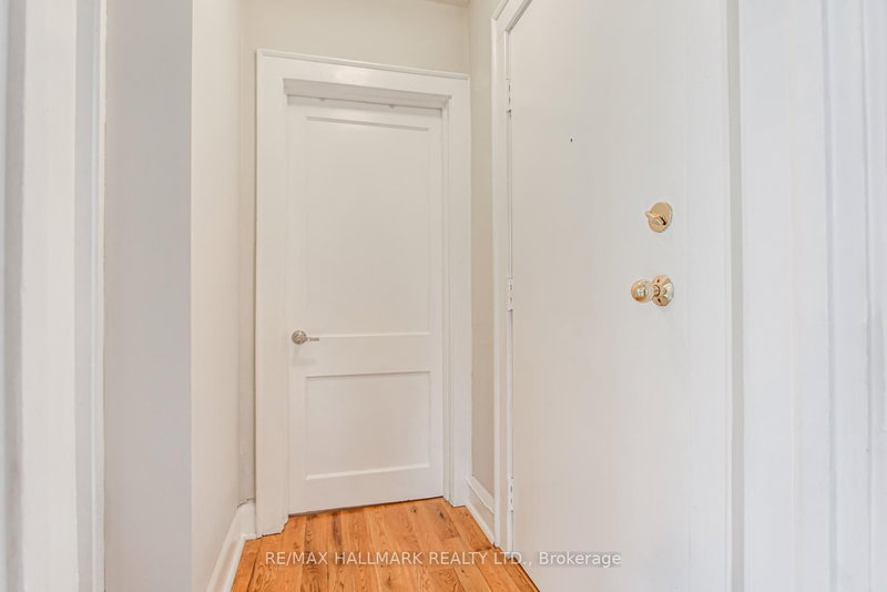 1 - 27 Sherwood Ave, Toronto, M4P 2A6 | Image 2