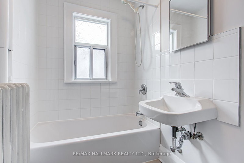 1 - 27 Sherwood Ave, Toronto, M4P 2A6 | Image 3