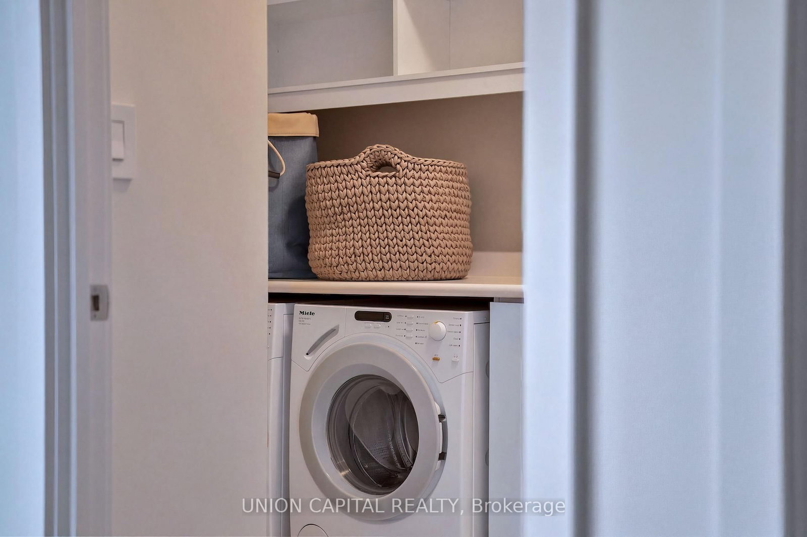 Condo for sale at 5508-180 University Avenue, Toronto, Ontario, M5H 0A2 - Bay Street Corridor - MLS: C12959530