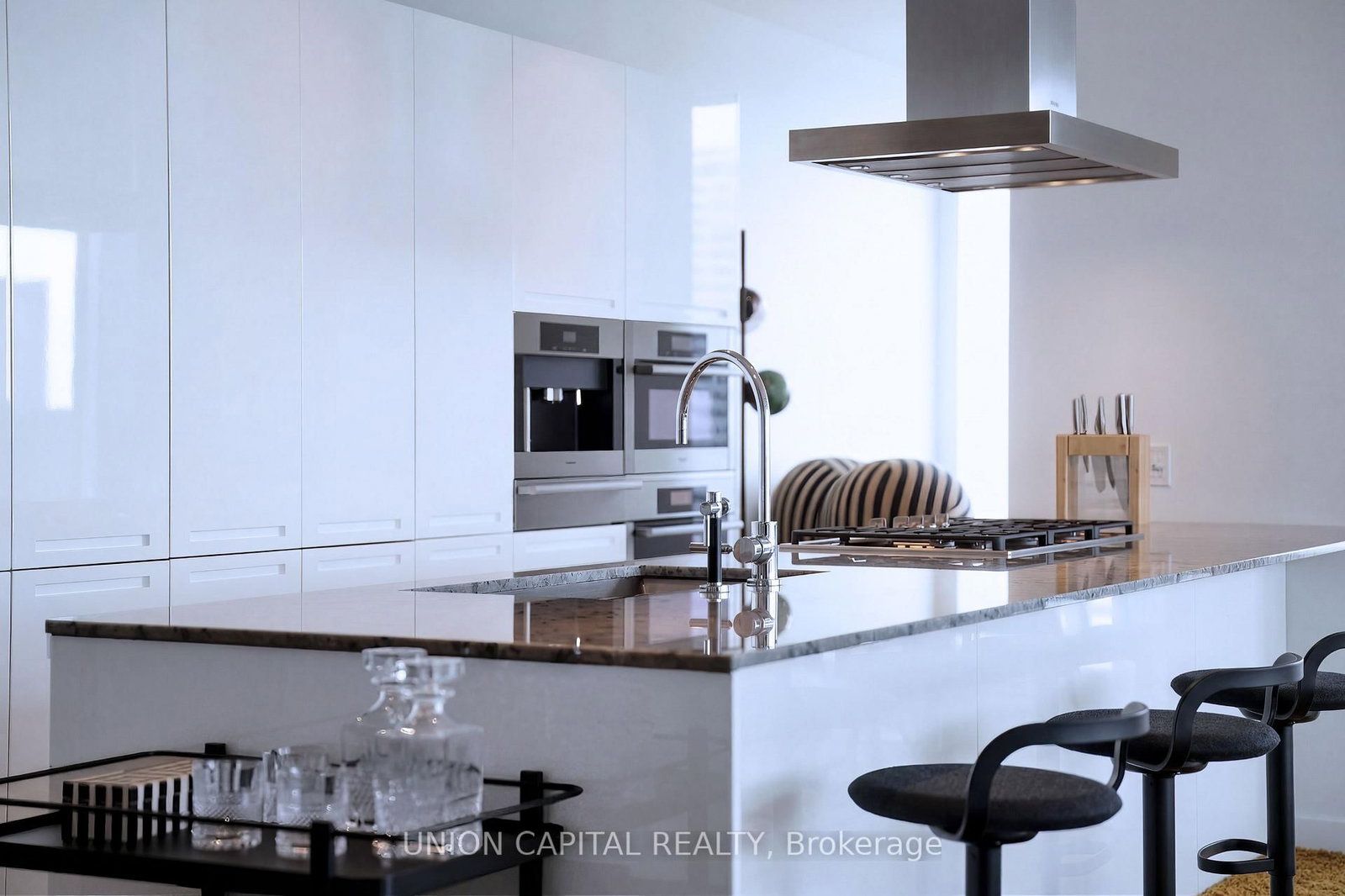 Condo for sale at 5508-180 University Avenue, Toronto, Ontario, M5H 0A2 - Bay Street Corridor - MLS: C12959530