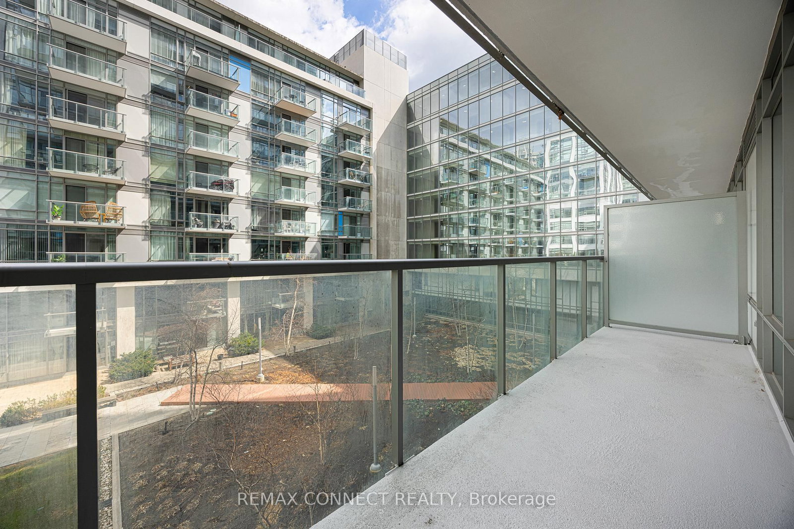 Condo for sale at 330-90 Stadium Road, Toronto, Ontario, M5V 3W5 - Niagara - MLS: C12959542