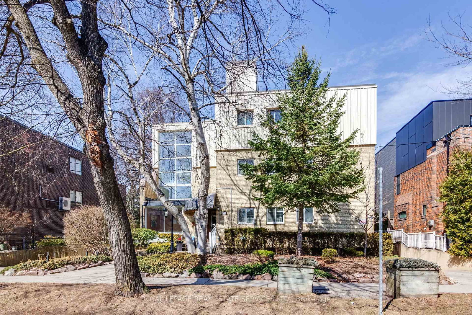 172 Sherwood Avenue, Unit 304 - Photo 31