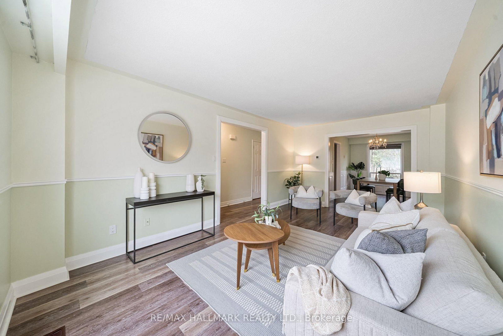 Townhouse for sale at 11 Tangle Briar Way, Toronto, Ontario, M2J 2M5 - Bayview Village - MLS: C12959602