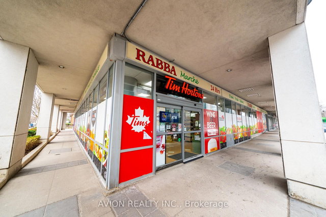 1807 - 16 Harrison Garden Boulevard