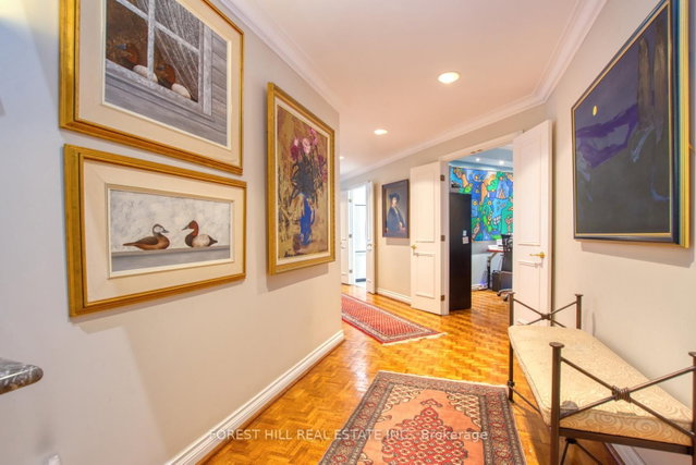 201 - 342 Spadina Road