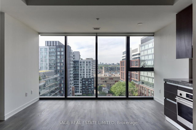 1220 - 629 King Street W