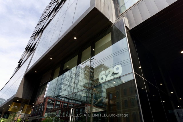 1220 - 629 King Street W