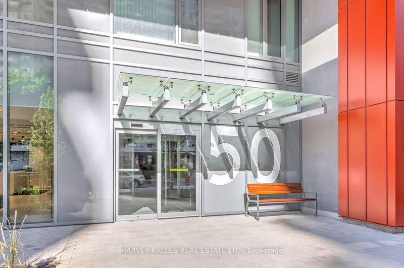 home for lease on TH116-50 Dunfield Avenue