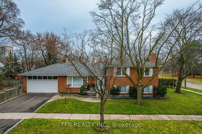 home for lease on Upper-25 Karen Road