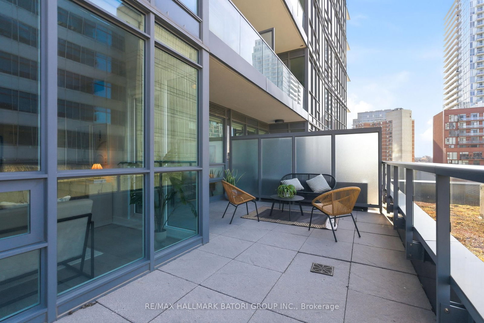 Condo for sale at 706-30 Roehampton Avenue, Toronto, Ontario, M4P 0B9 - Mount Pleasant West - MLS: C12960006