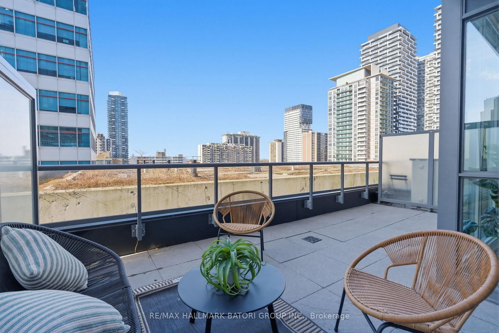 Condo for sale at 706-30 Roehampton Avenue, Toronto, Ontario, M4P 0B9 - Mount Pleasant West - MLS: C12960006