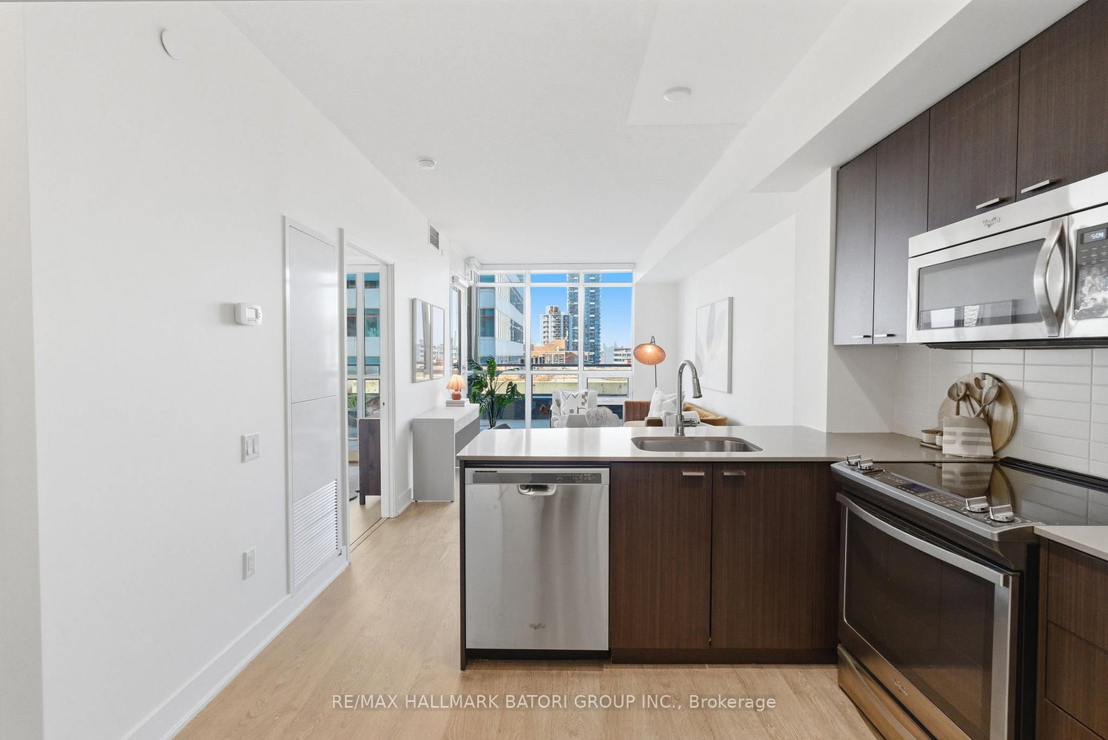 Condo for sale at 706-30 Roehampton Avenue, Toronto, Ontario, M4P 0B9 - Mount Pleasant West - MLS: C12960006